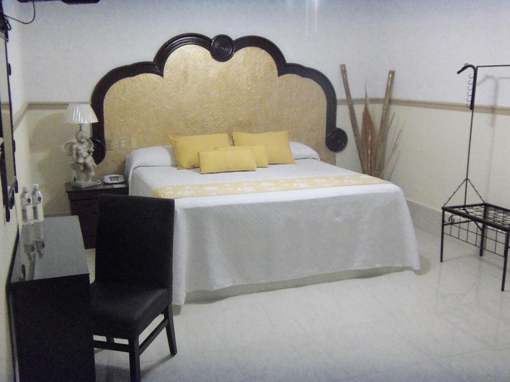 Hotel Gya Express Aguascalientes Exteriör bild