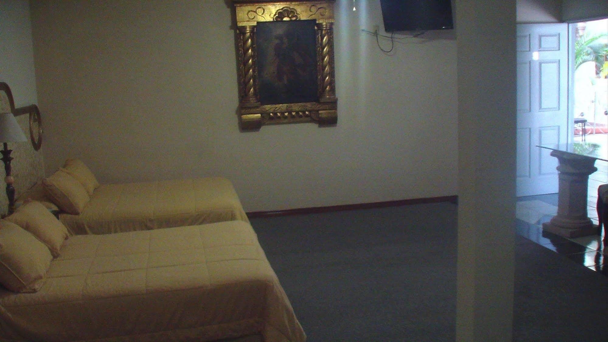 Hotel Gya Express Aguascalientes Exteriör bild