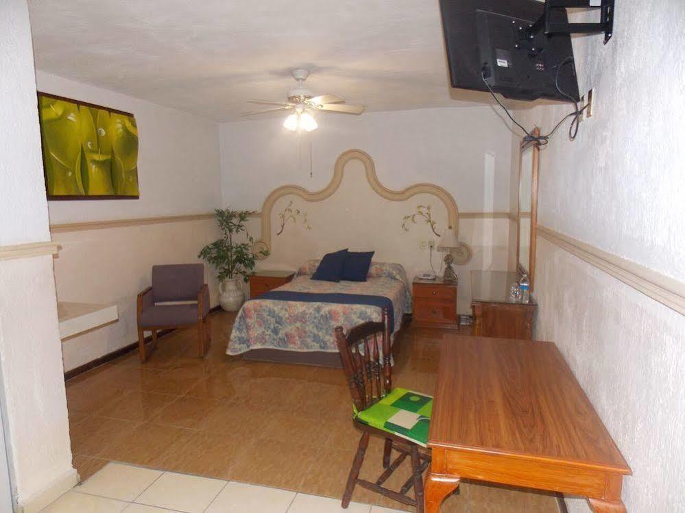 Hotel Gya Express Aguascalientes Exteriör bild